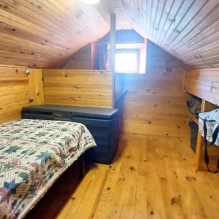 Refuge La-hournere *